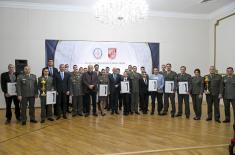 Minister Vučević attends ceremony marking Military Sports Day
