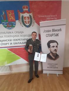 Lieutenant Goran Čegar receives “Jovan Mikić Spartak“ award